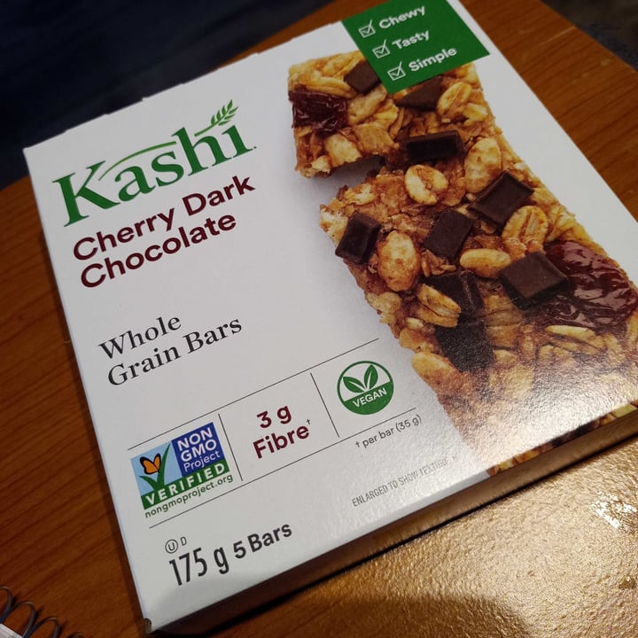 photo of Kashi Cherry Dark Chocolate, Chewy Granola Bar shared by @veganthermos on  23 Dec 2020 - review