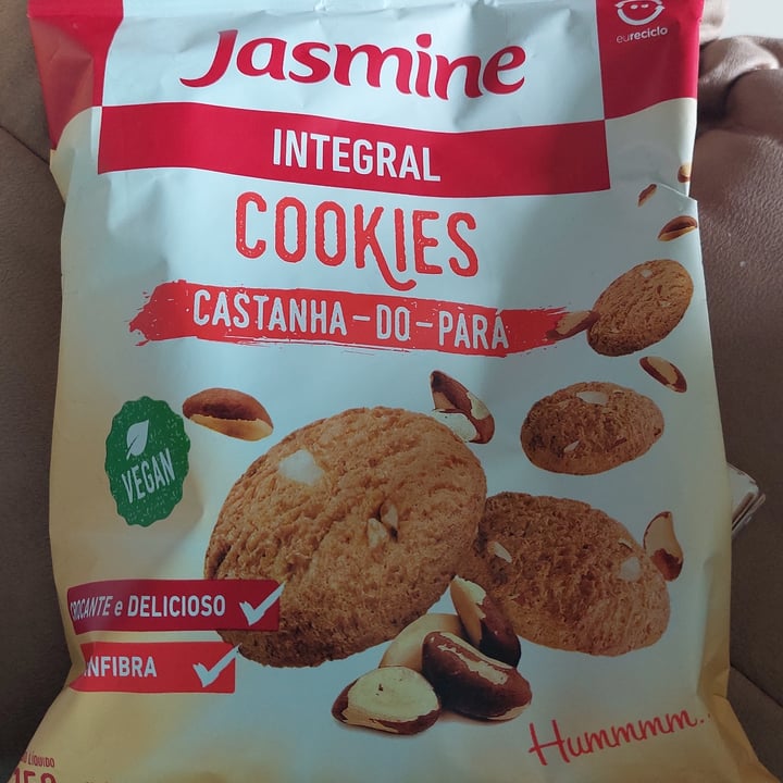 photo of Jasmine cookie Integral De Castanha Do Pará shared by @thanissy on  09 May 2022 - review