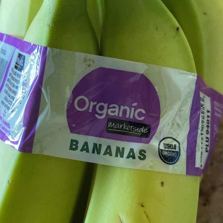 photo of Organic Marketside organic bananas shared by @claudiademartino on  25 Jul 2022 - review