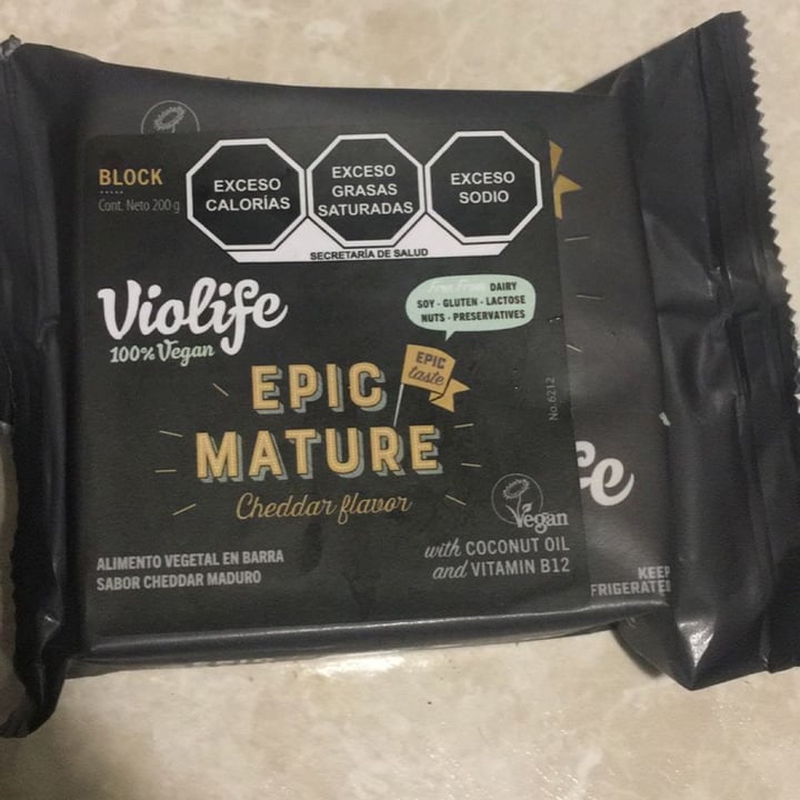 photo of Violife Epic Mature Cheddar Flavour Block shared by @dh on  02 Aug 2022 - review