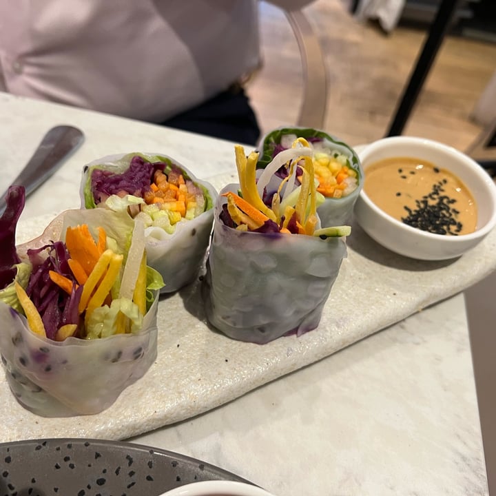 photo of Holy Carrot Vietnamese raw roll shared by @shauny on  19 Sep 2022 - review