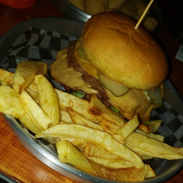 Photo of the dish “hamburguesa tipo big mac”