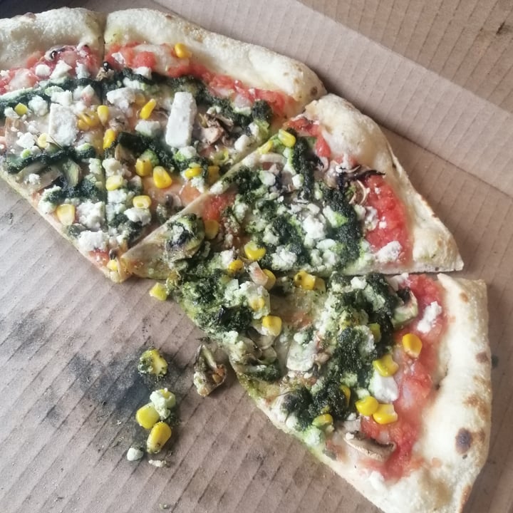 photo of Pizzería Amici Miei Giovina Vegana shared by @sebastianr on  13 Oct 2021 - review