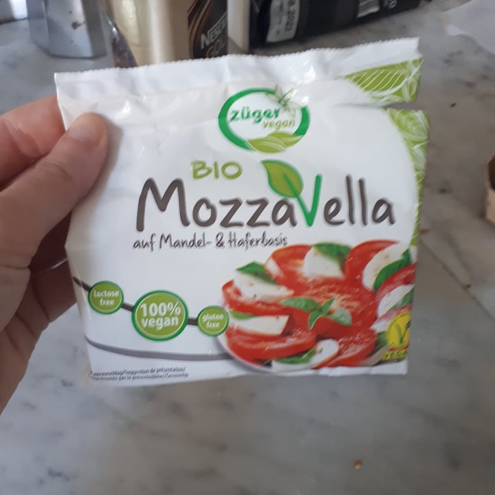 review photo of Züger vegan MozzaVella shared by @silvia1993 on 12 Aug 2022 - review