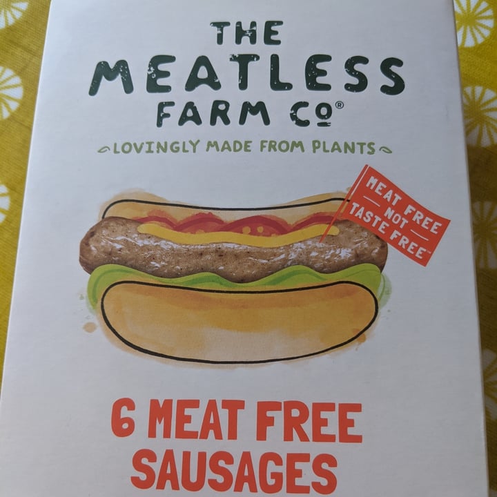 photo of Meatless Farm Meat Free Sausages shared by @smileyveggie on  15 Nov 2020 - review