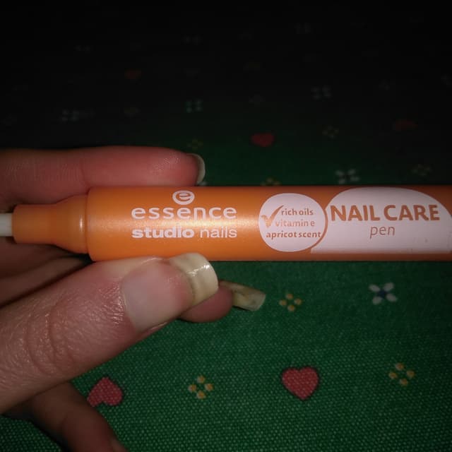 Nail care pen de Essence Avis Notes de Produits Véganes abillion