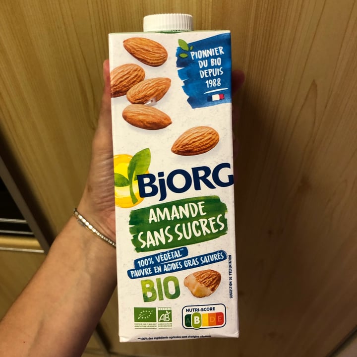 photo of Bjorg Almond Milk shared by @youna on  15 Aug 2022 - review