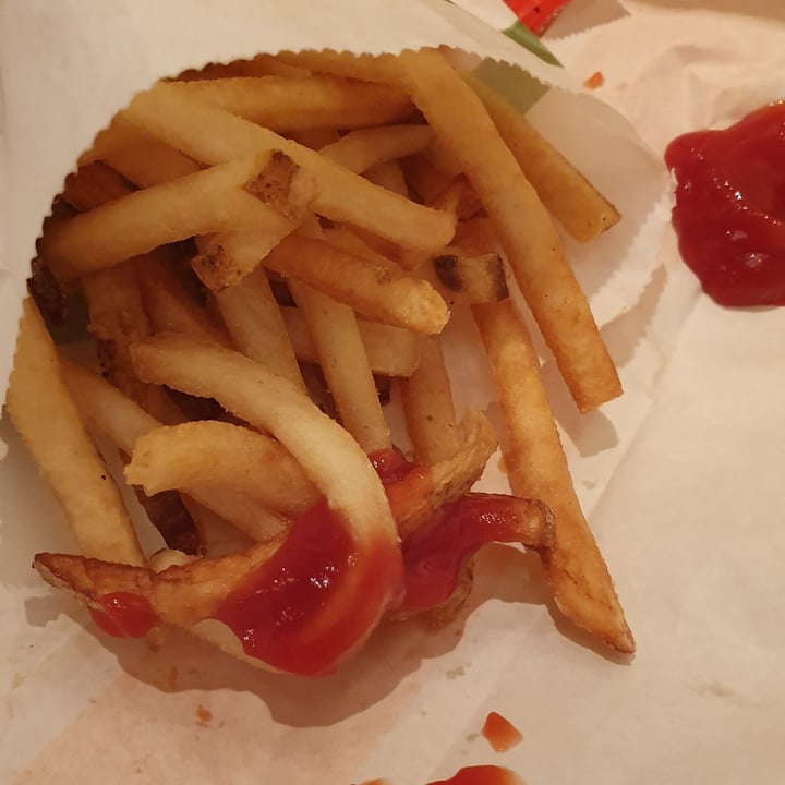 photo of Plant Power Fast Food Fries shared by @paniwilson on  14 Apr 2022 - review