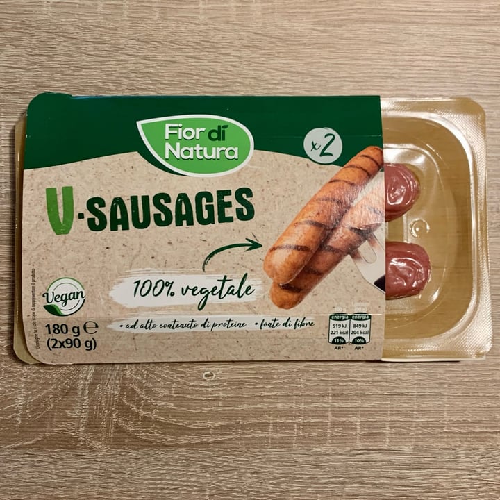 photo of Fior di Natura V-Sausages shared by @adele91m on  15 Jun 2022 - review