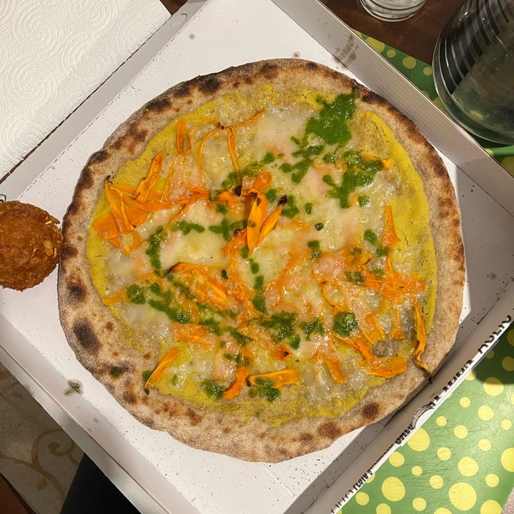 photo of You Pizza forno a legna Halloween Pizza shared by @nicole- on  20 Oct 2022 - review