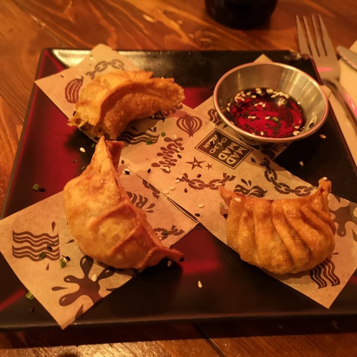 photo of Mad Mad Vegan Gyozas shared by @miguelangelgc82 on  03 Feb 2022 - review