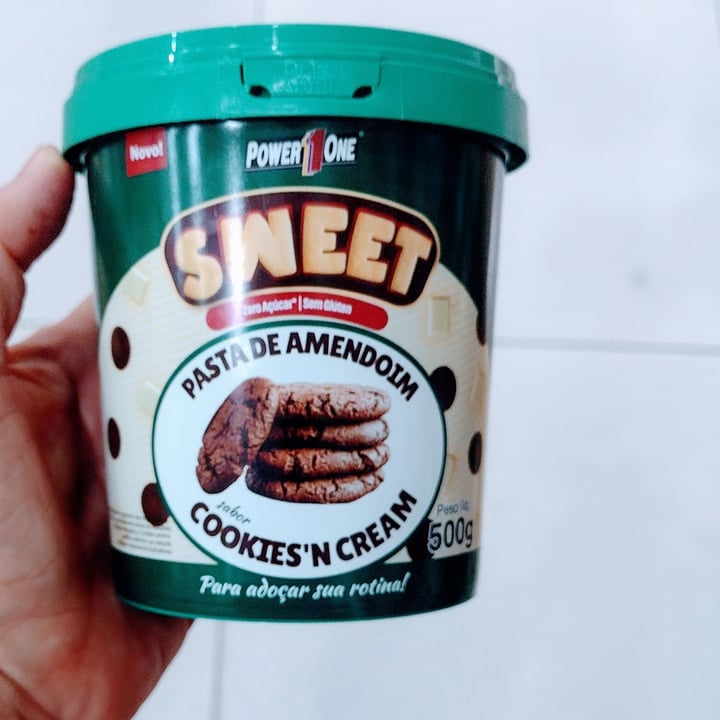 photo of Power One pasta de amendoim cookies and cream shared by @jualma on  01 Oct 2022 - review
