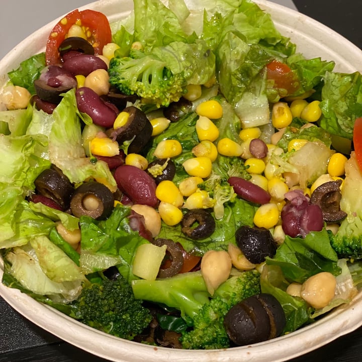 photo of Simply Wrapps Choose Your Own Salad shared by @irinanguyen on  25 Oct 2020 - review