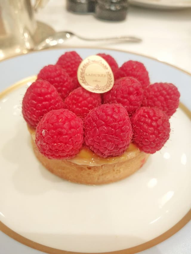 Photo of the dish “Tartelette Passion Framboise”