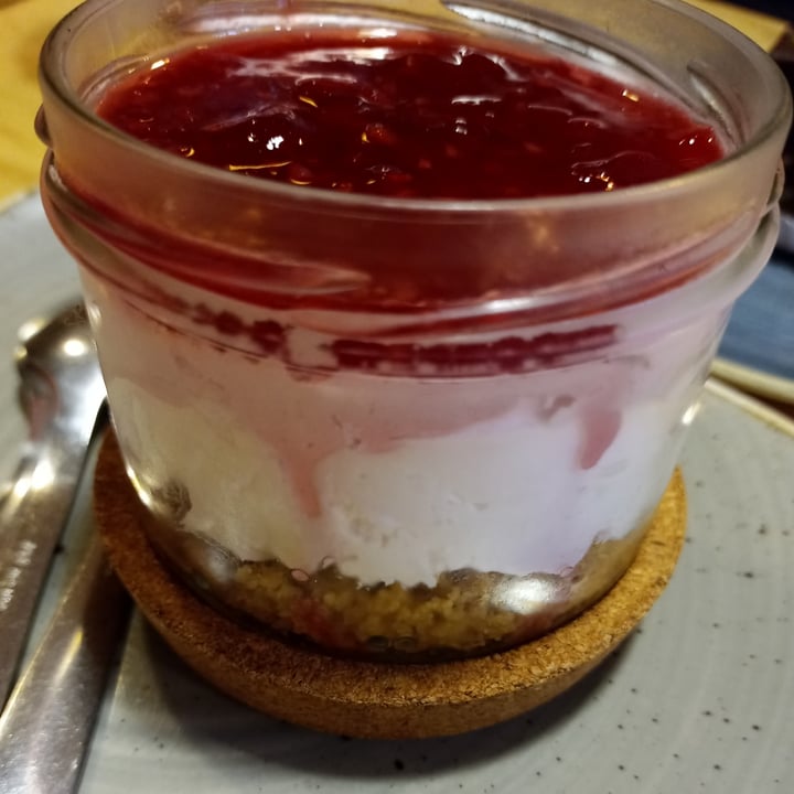 photo of Entre Pedras Café Bar Vegano Cheesecake shared by @bluristic on  27 Dec 2021 - review