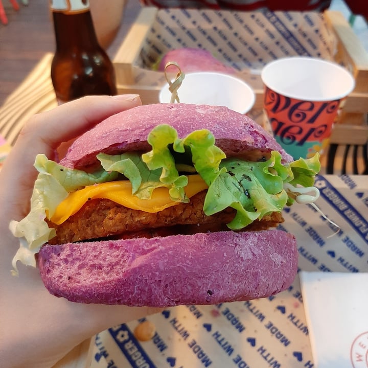 photo of Flower Burger Cherry Bomb shared by @maryquitecontrary on  13 Sep 2020 - review