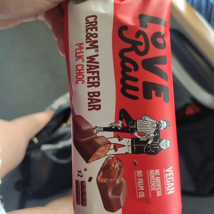 photo of LoveRaw Cre&m Filled Wafer Bars shared by @elisaholmes on  27 Jul 2022 - review