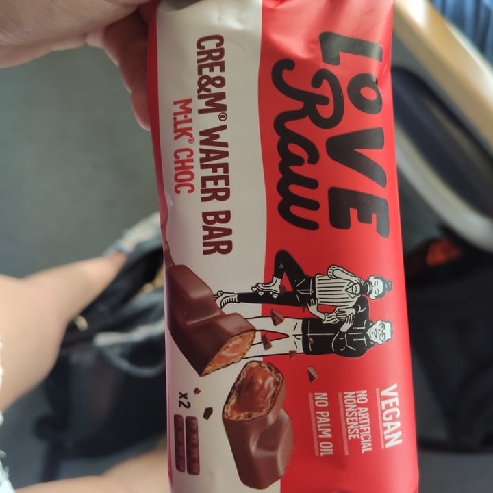 review photo of LoveRaw Cre&m Filled Wafer Bars shared by @elisaholmes on 27 Jul 2022 - review
