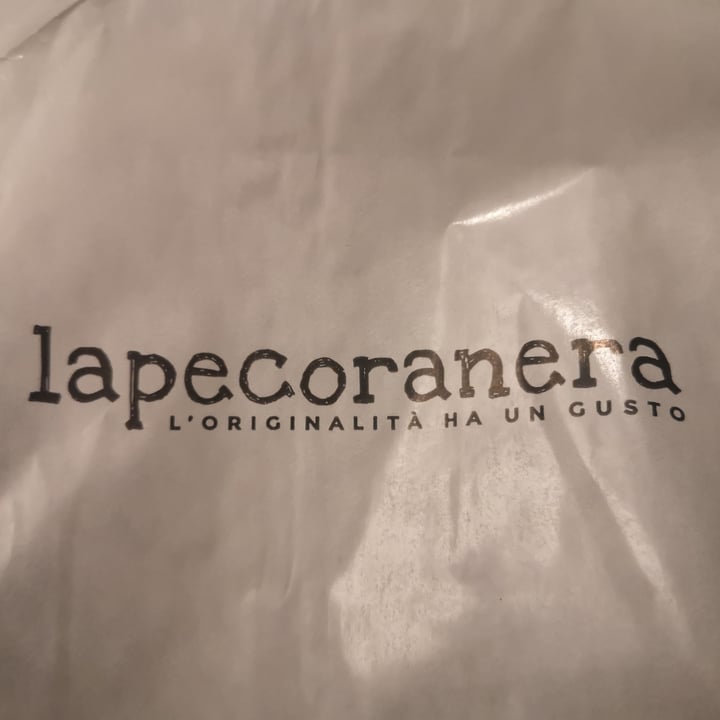 review photo of Gelateria Lapecoranera Gelato all'acqua shared by @catebuttu on 30 Nov 2021 - review