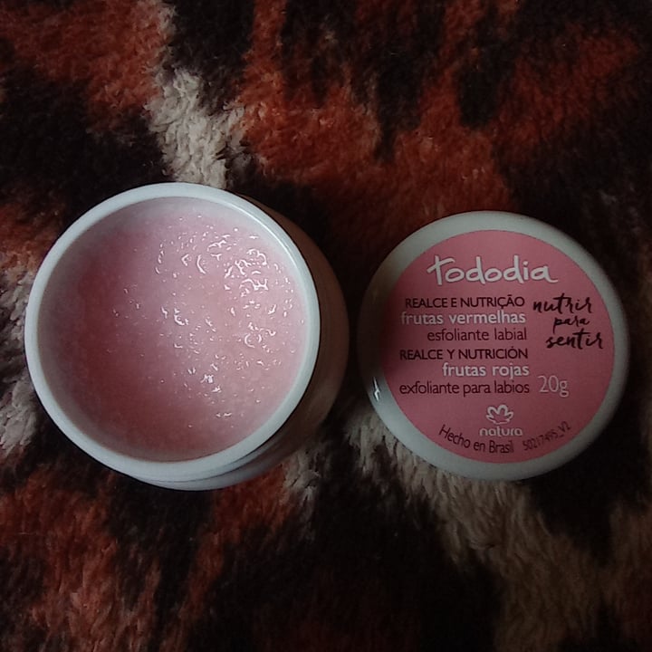 review photo of Natura Exfoliante De Labios shared by @mercabitch on 05 Oct 2020 - review