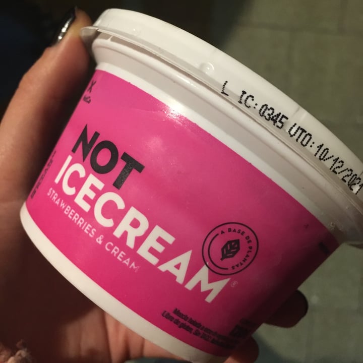 review photo of NotCo Not Icecream Strawberries & Cream Mini shared by @milennac on 24 Aug 2021 - review