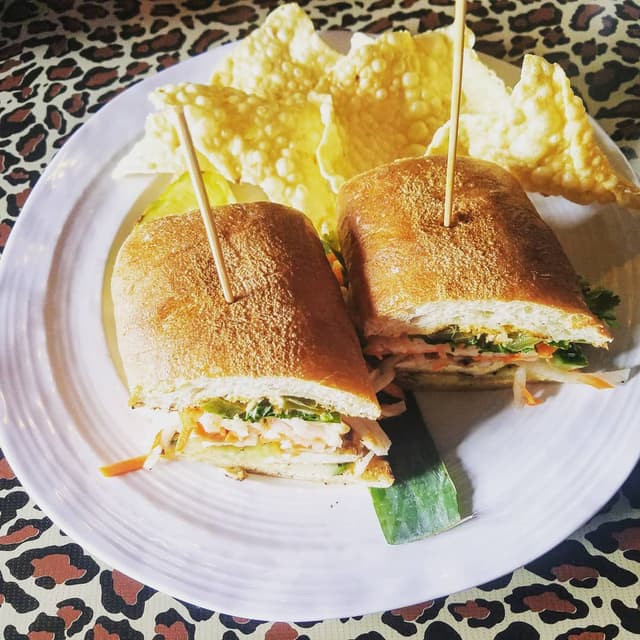 Photo du plat “Bon mi sandwich”