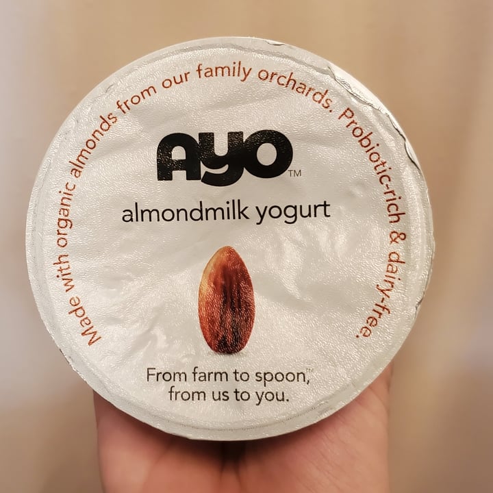 photo of Ayo Vanilla Almondmilk Yogurt shared by @klarina on  28 Dec 2020 - review