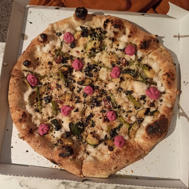 Photo of the dish “Pizza Del Mese (Aprile)”