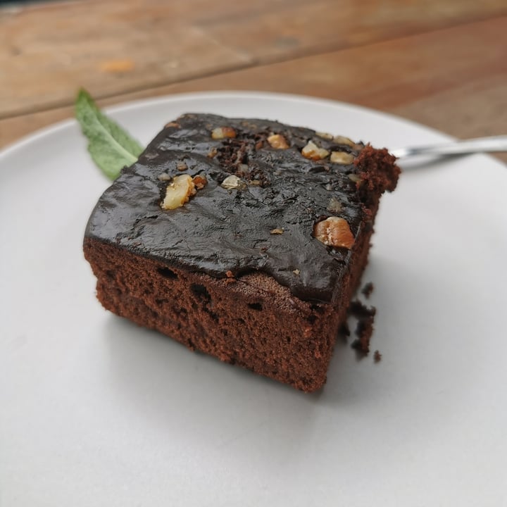 photo of Earth Deli Brownies shared by @veganpower001 on  24 Oct 2020 - review