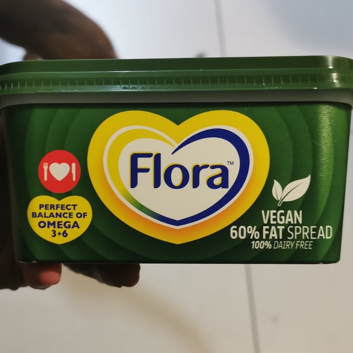 photo of Flora 60% fat spread shared by @ferrykranklin on  18 Sep 2021 - review