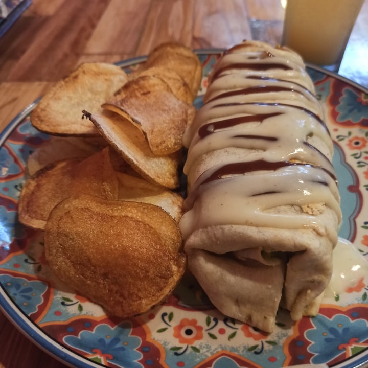 review photo of Vegano Flor de Loto Burrito shared by @vtopia on 15 Apr 2022 - review