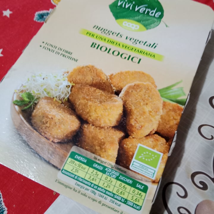 photo of Vivi Verde Coop Nuggets Vegetali shared by @lauragiovani on  20 Oct 2022 - review