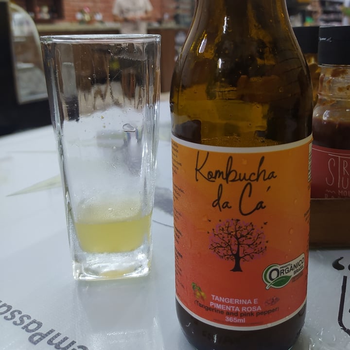 photo of Kombucha da Cá Tangerina E Pimenta Rosa shared by @carolromao on  14 May 2022 - review