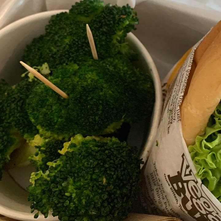 photo of VeganBurg Singapore Sizzlin' Broccoli shared by @turtleisland on  20 Nov 2021 - review