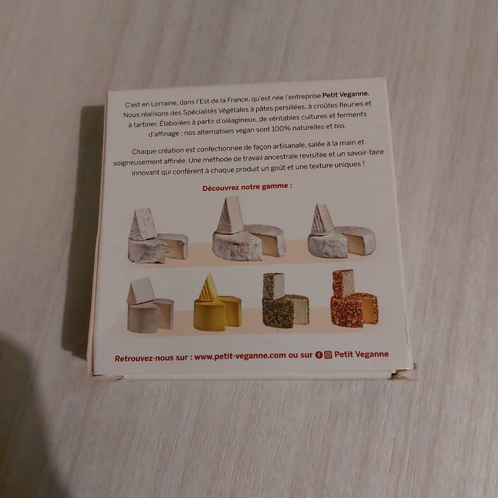 review photo of Petit veganne petit alba shared by @wandavetveg on 12 Dec 2022 - review