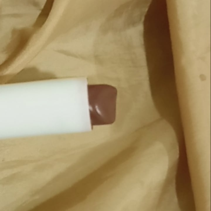 review photo of viana cosmetics lip balm shared by @uviniperera on 15 Jul 2021 - review