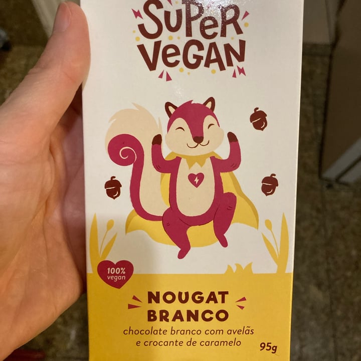 photo of Super Vegan Nougat Branco - chocolate branco com avelãs e crocante de caramelo shared by @paulothomazelli on  24 Jun 2022 - review