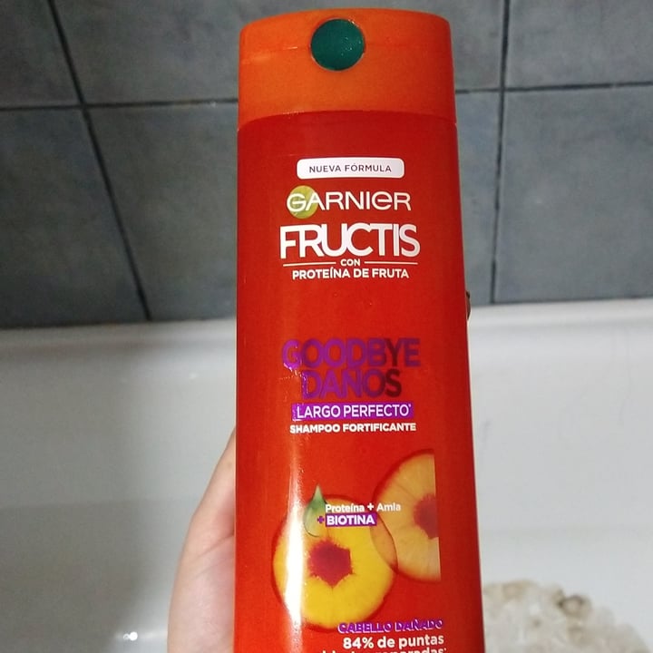 photo of Garnier Fructis Shampoo Goodbye Daños Largo Perfecto shared by @marielaveg on  09 Oct 2020 - review