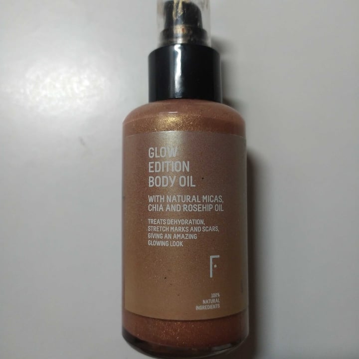 photo of Freshly Cosmetics Glow Edition Body Oil shared by @estherdfv on  09 Jan 2022 - review