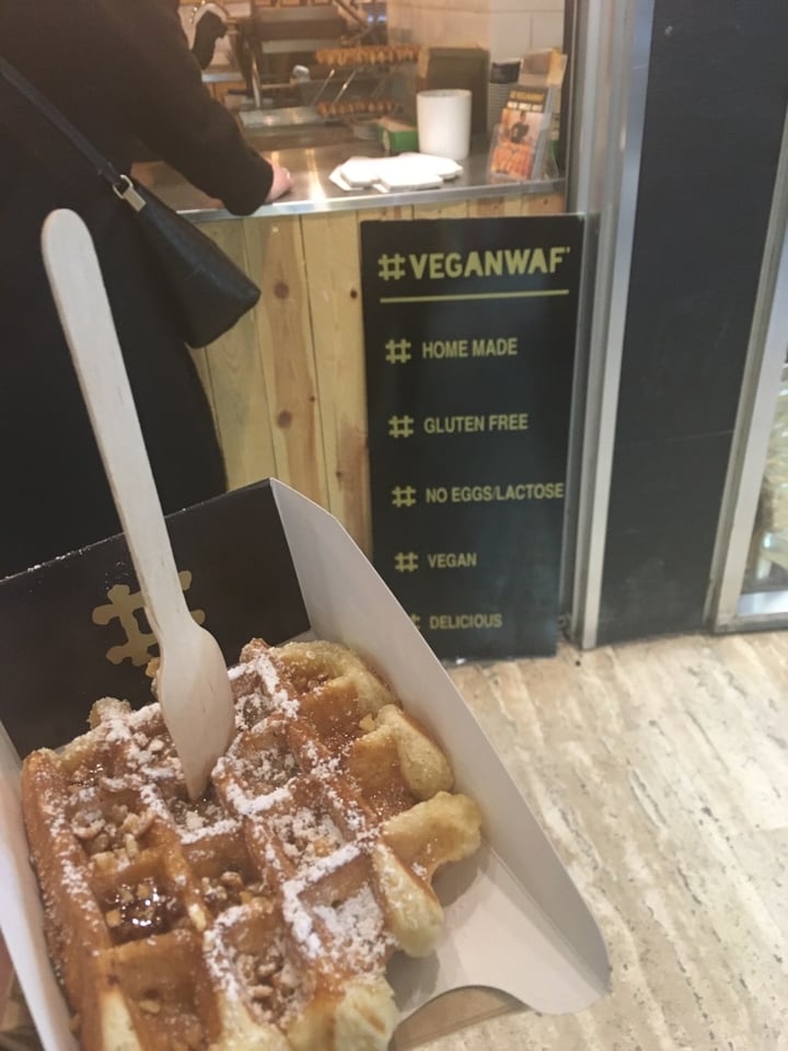 review photo of Veganwaf' Vegan Belgian Waffle shared by @plantbasedhippie on 10 Feb 2020 - review