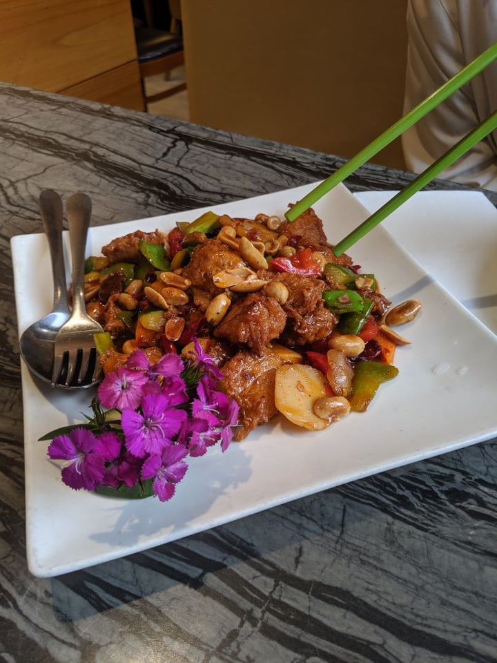 photo of Gong De Lin  Sauteed Diced Vegetarian Chicken With Peanut In Hot And Spicy Sauce shared by @notmidgehadley on  27 Feb 2020 - review