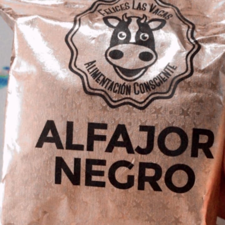 photo of Felices Las Vacas Alfajor Negro shared by @piriart on  22 Jul 2021 - review