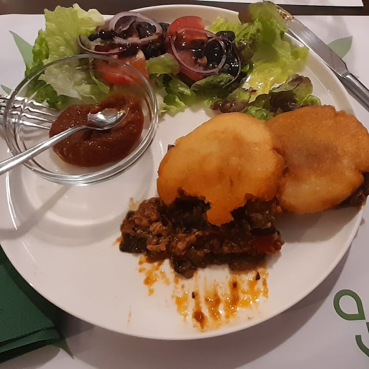photo of A Porta Verde Arepas veganas con soja texturizada shared by @punxin on  01 May 2021 - review