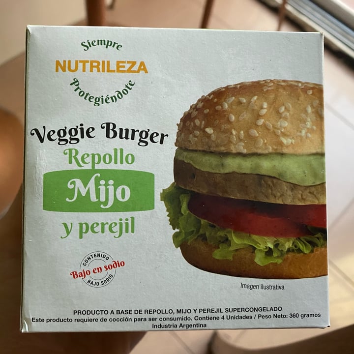 photo of Nutrileza Hamburguesas Repollo, Mijo & Perejil shared by @miliyousse on  25 Oct 2021 - review