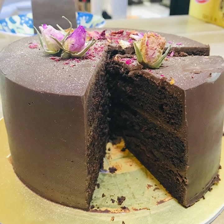 photo of Róa Midnight™ Grand Chocolate Cake shared by @lizard on  21 Feb 2021 - review