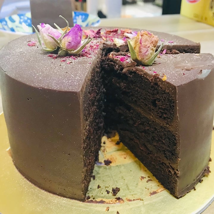 review photo of Róa Midnight™ Grand Chocolate Cake shared by @lizard on 21 Feb 2021 - review
