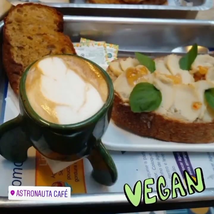 photo of Astronauta Café Capucino shared by @natyogaseresreais on  24 Apr 2022 - review