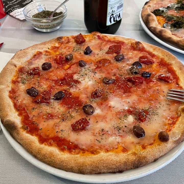 photo of Pizzeria Calicò Pizza Vegan shared by @angiesan on  27 Apr 2022 - review