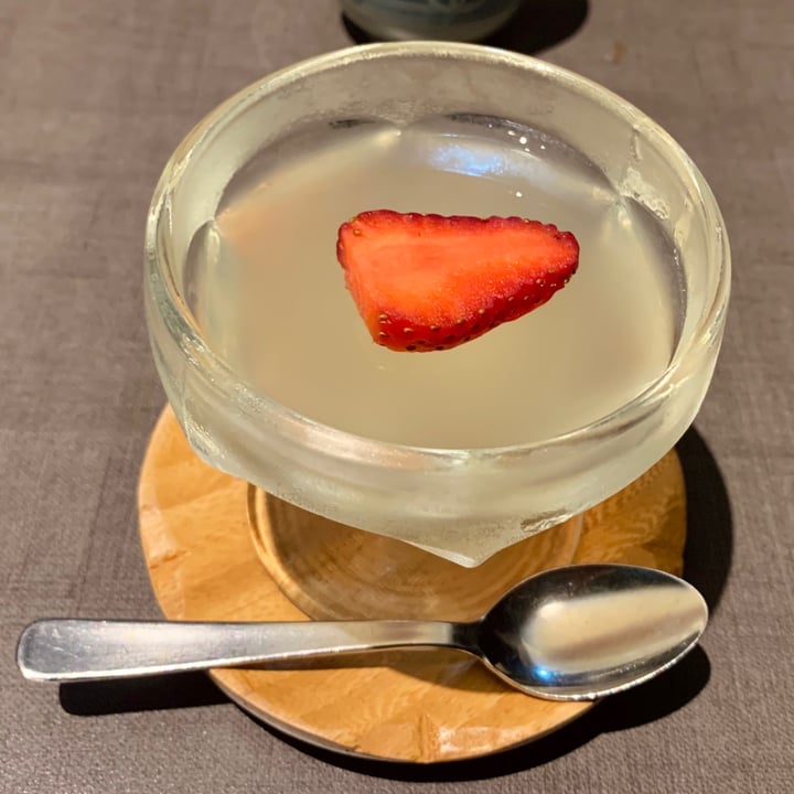 review photo of Herbivore Yuzu Jelly shared by @roshninagaria on 18 Sep 2021 - review