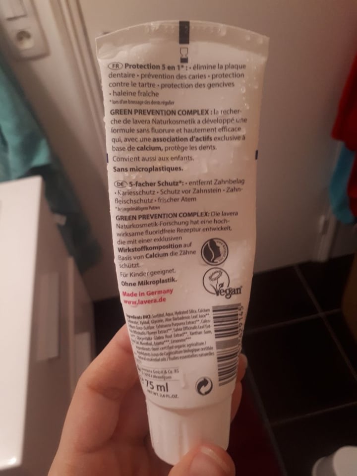 photo of Lavera Naturkosmetik Complete Care Sans Fluoride shared by @melodyfromthemoon on  30 Mar 2020 - review